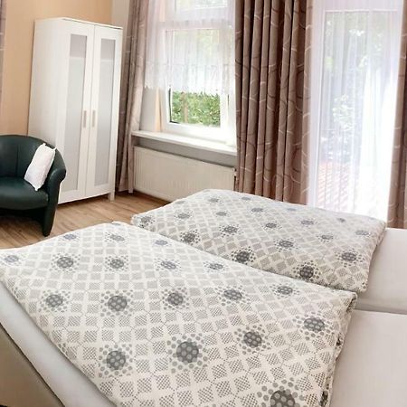 יינה Pension Adria מראה חיצוני תמונה